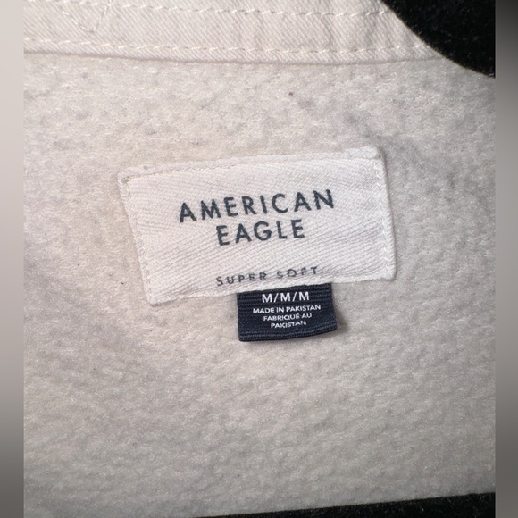 American Eagle Shacket - Picture 2 of 2